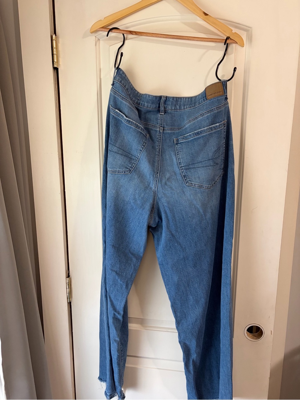 American Eagle Super High Rise Baggy Wide Leg Jeans - Picture 5 of 5
